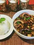 Cazuela de pulpo y almejas
