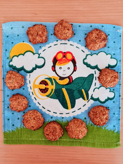 Una foto de Galletas de avena con bananas "exánimes" 🍌 sin azúcares agregados 🍌 para hacer y comer con niños ♥