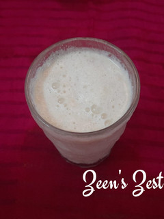 A picture of Pine Nuts Milkshake.