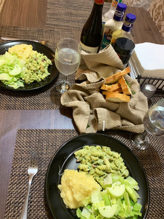 Una foto de Pasta crema con perejilY camarones