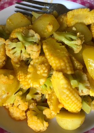 Foto resep Potato with baby corn and cauliflower sauce by butter and chili sauce