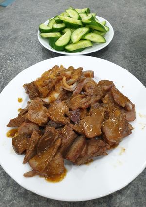 Hình của món Lòng heo khìa nước dừa.
