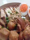 ก๋วยจั๊บขาหมู