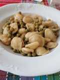 Orecchiette piselli e acciughe