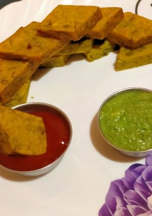 મેથી અને ચણા ના લોટ ના ઢોકળા (Methi Besan Dhokla Recipe in Gujarati) રેસીપી મુખ્ય ફોટો