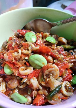 Foto resep Cumi petai Sambal bawang pedas