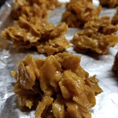 A picture of No bake peanut butter treats.