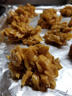 A picture of No bake peanut butter treats.