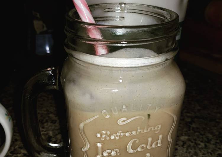 Easiest Way to Make Quick Peanut butter and Banana smoothie