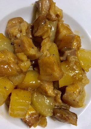 Hình của món Ba rọi kho củ cải.