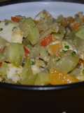 Wok de vegetales y queso de cabra