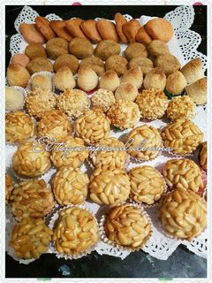Una foto de Panellets cuatro sabores