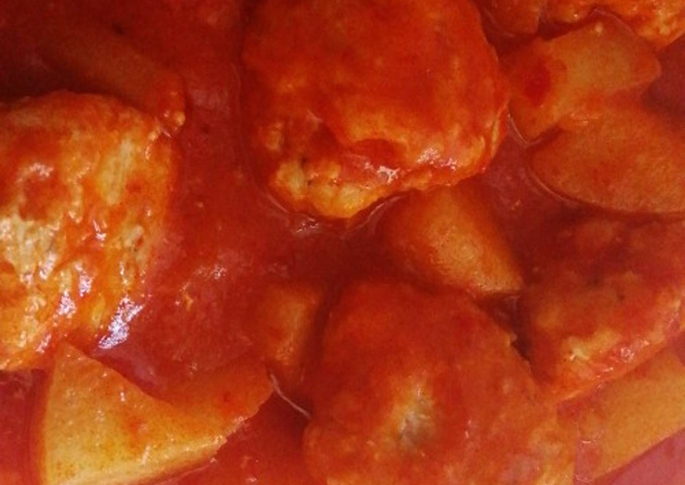 Albóndigas en salsa con Mambo