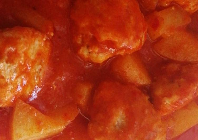 Albóndigas en salsa con Mambo