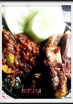 Foto resep Iga penyet sambel yummy