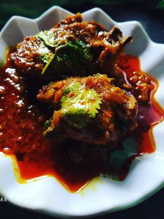 চিকেন কষে কষা(Chicken koshe kosha recipe in bengali) রেসিপির প্রধান ছবি