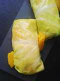 Wraps de couve com frango e manga