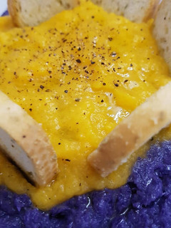 Foto di Crema di zucca e cavolo viola