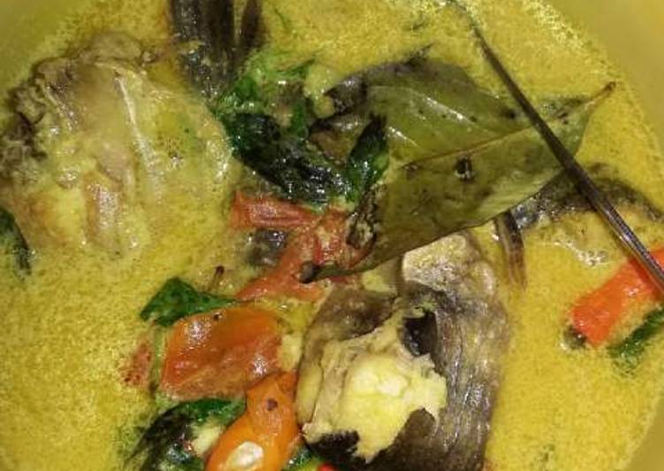 Bahan-bahan Ikan patin bumbu kuning yang lezat Untuk Jualan