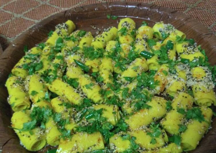 How to Make Super Quick Homemade Gujrati khandvi
