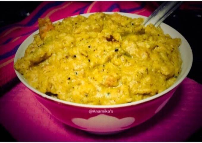 Fiery Cauliflower Stalks & Prawns Mish-Mash/Phulkopi’aur Dnata-Chingri’aur Jhal-Chorchhori