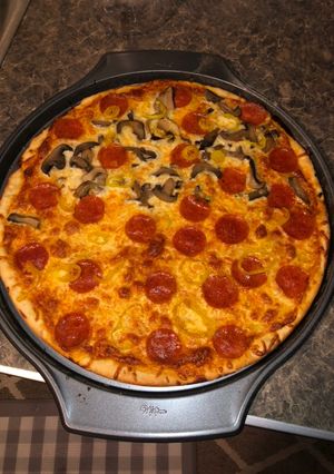 A picture of Pizza Crust.