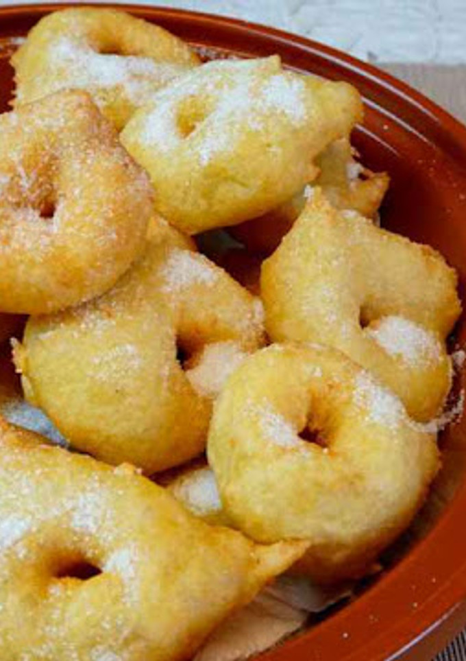 Una foto de Buñuelos de patata y boniato de Mallorca