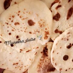A picture of Pita bread.