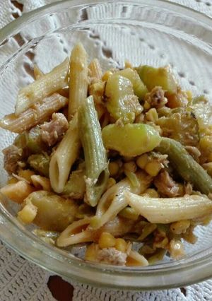 Tonhalas-cukkinis fitt sali recept fotója