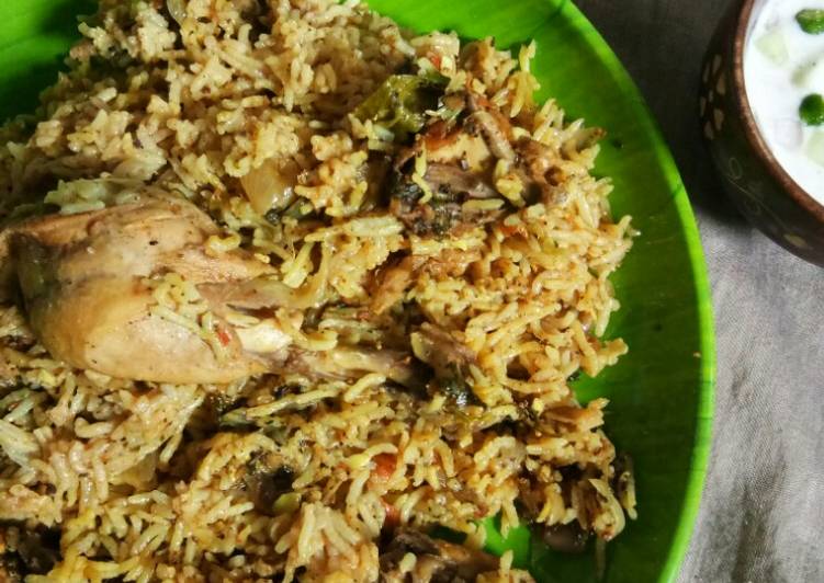 Thalapakkati chicken biriyani