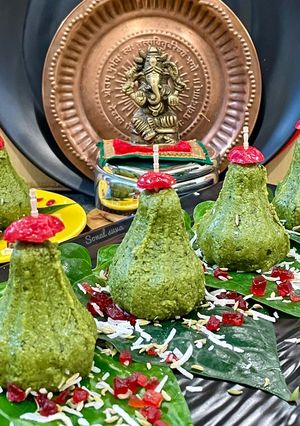 પાન પનીરી મોદક (paan paneeri modak recipe in Gujarati) રેસીપી મુખ્ય ફોટો