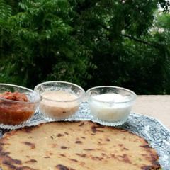 A picture of Besan ki roti.