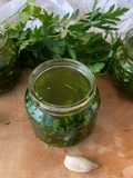 Olio al prezzemolo fresco e aglio