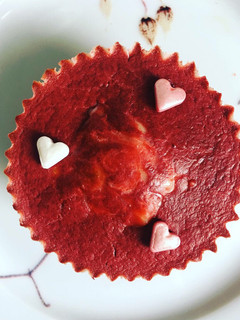 Una foto de Muffins red velvet Cheesecake