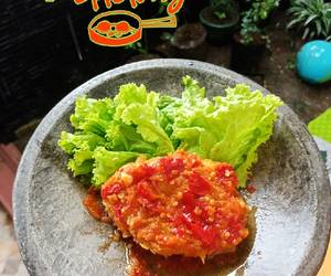 Resep Populer Ayam geprek sambel bawang Gurih Mantul Resep Populer Ayam geprek sambel bawang Gurih Mantul