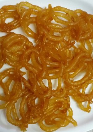 A picture of Homemade jalebi.