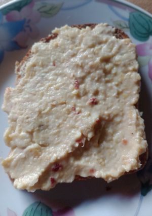 Una foto de Hummus de garbanzos