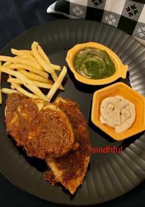 A picture of Fried Fish with Chips.