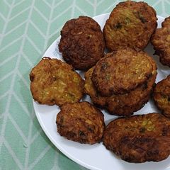 A picture of Bottle gourd pakore.