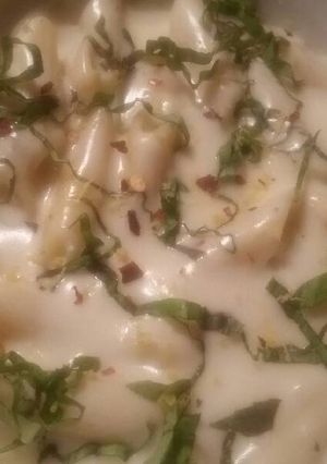 A picture of Penne w/ Parmigiano Sauce.