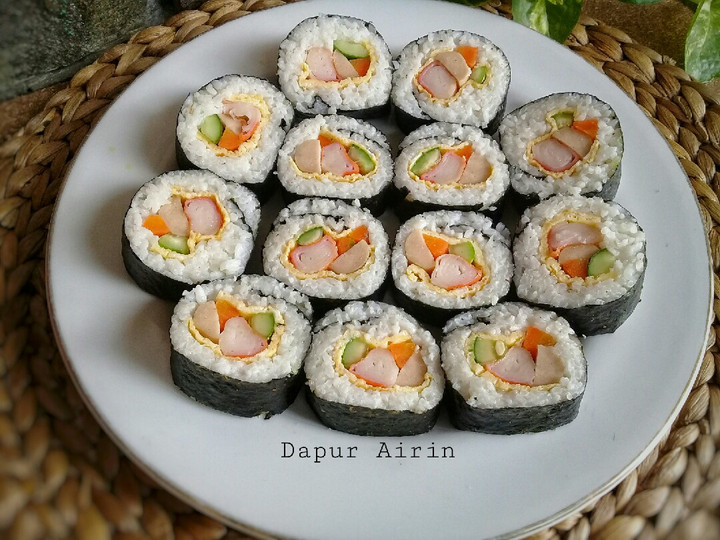 Langkah Mudah untuk Menyiapkan Sushi Roll, Enak