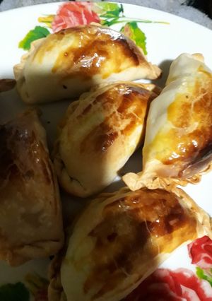 Una foto de Empanadas De Carne(Saladas)😋