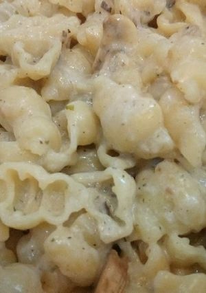 عکسی از دستور پاستا قارچ و پنیر