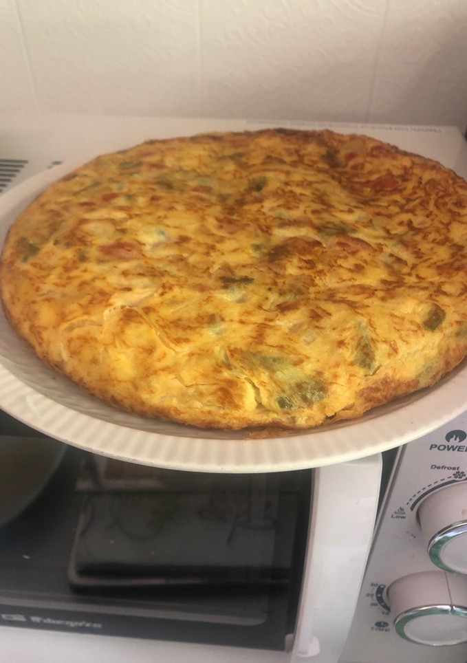 Una foto de Tortilla de patata y verduras