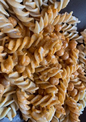 Pestos csicseriborsó (vega) recept fotója