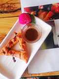 Kiu Cafe-Style Donuts & Chocolate Sauce