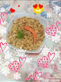 صورة لوصفة مكرونه صدف باللحمه المفرومه والصلصه 😋