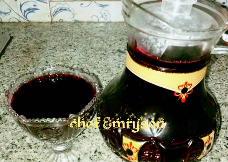 Zobo/Hibiscus drink