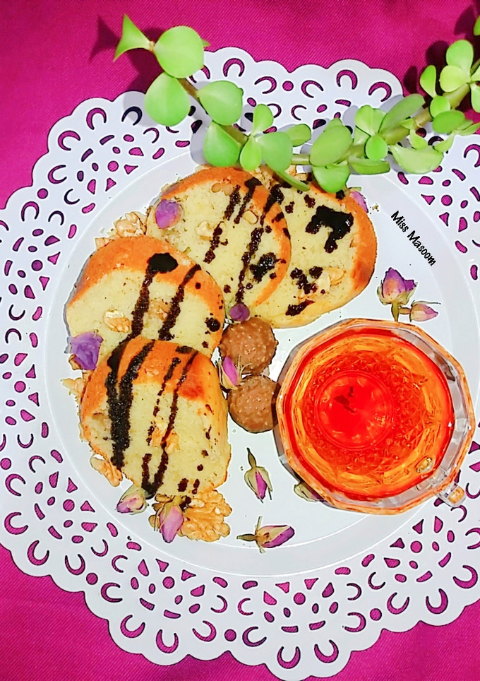 عکسی از دستور کیک ساده گردویی
