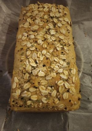 A picture of Fresh brown bread.